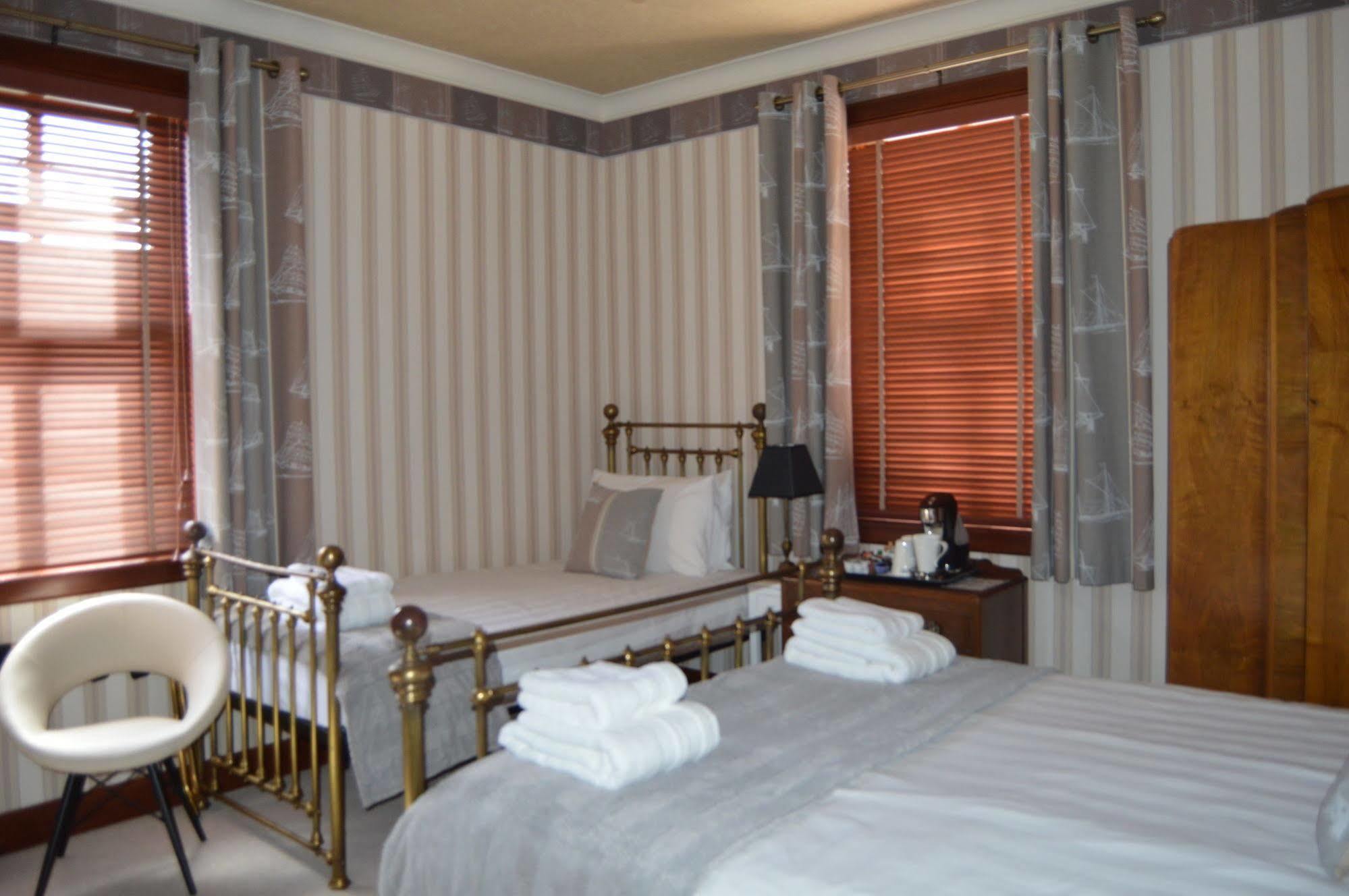 ホテル Knysna House ラーウィック エクステリア 写真